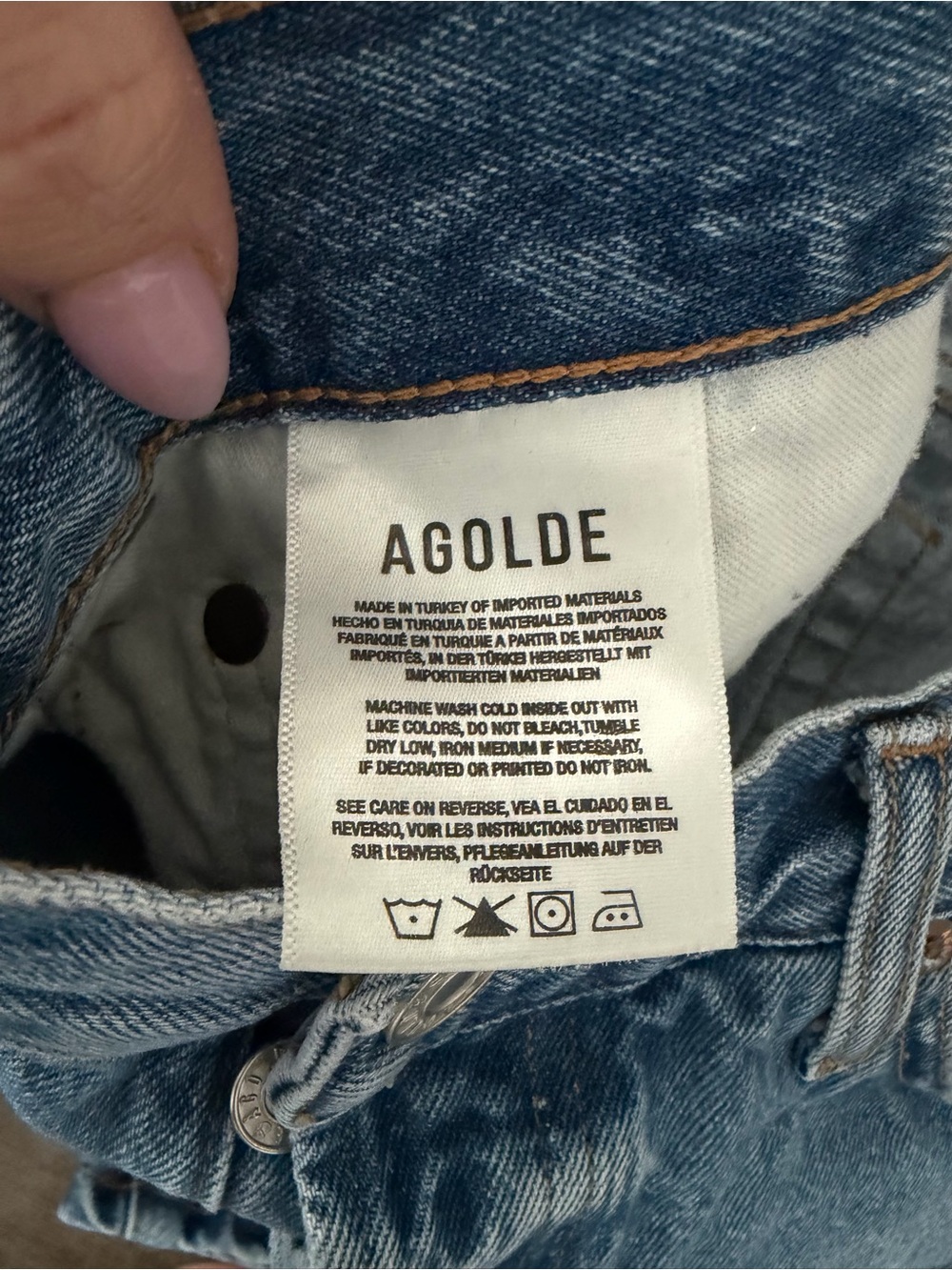 Agolde Faded Blue Denim Shorts. NWOT - Picture 3 of 4